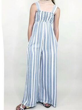 TRACTR WIDE LEG JUMPSUIT NWT SIZE 10/30 Striped Blue White